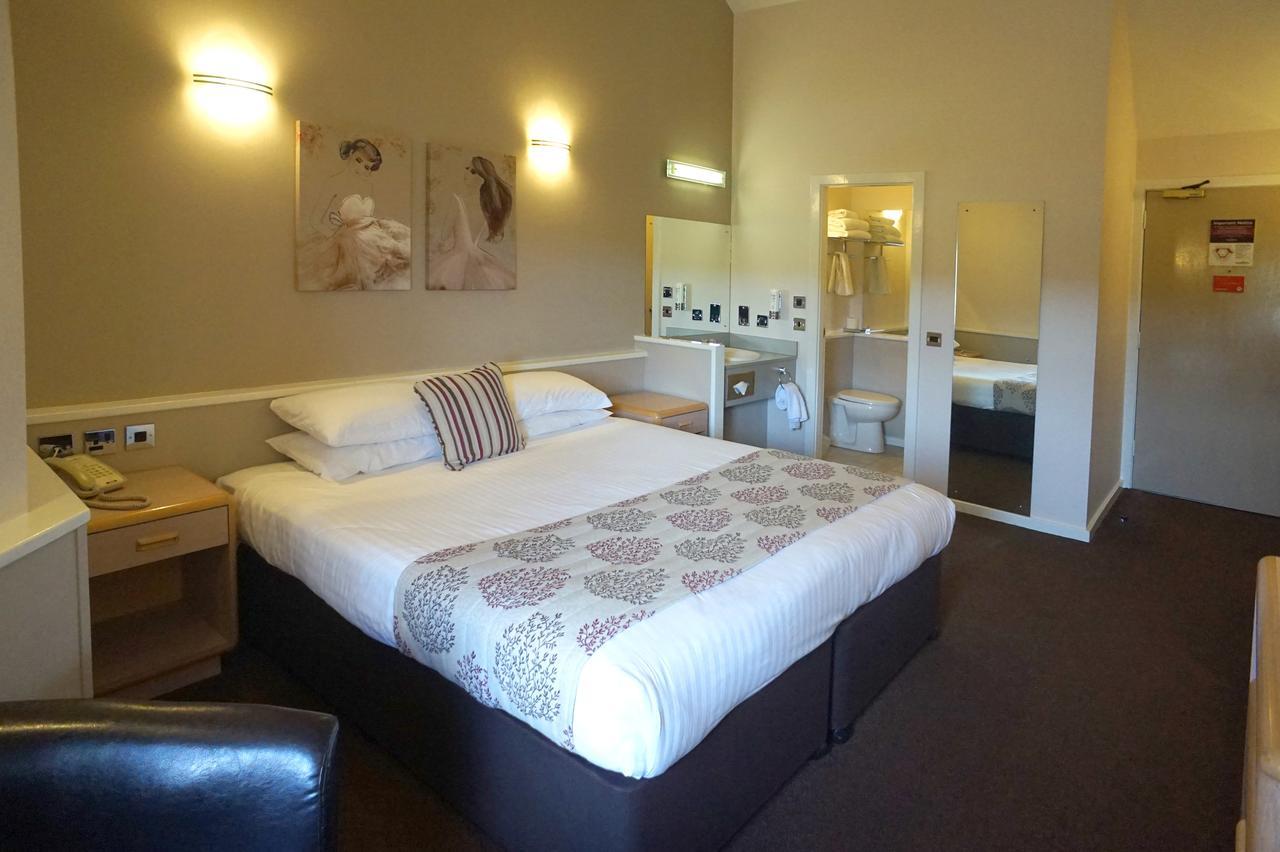 Damon'S Hotel ลินคอล์น ภายนอก รูปภาพ