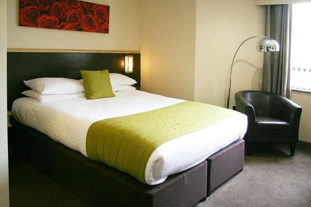 Damon'S Hotel ลินคอล์น ภายนอก รูปภาพ